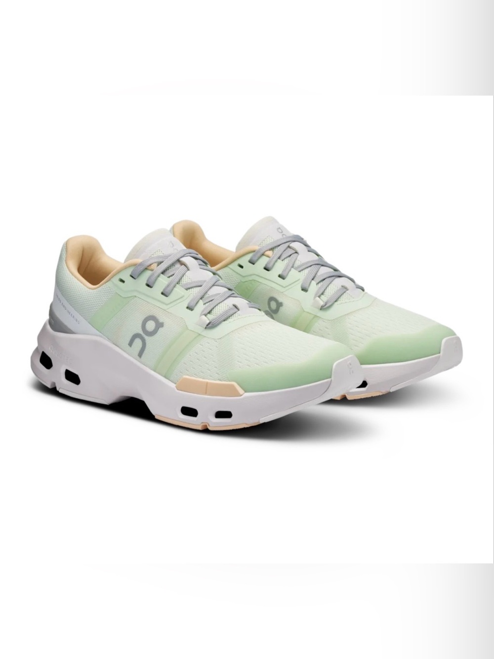 On Running On Cloud Cloud Pulse  Women's Athletic Sneakers in Mint and Beige